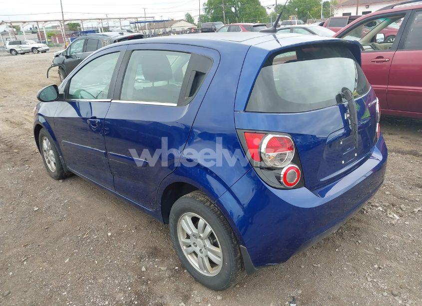 Photo 3 of 2014 Chevrolet Sonic LT AUTO (VIN 1G1JC6SG6E4130463)