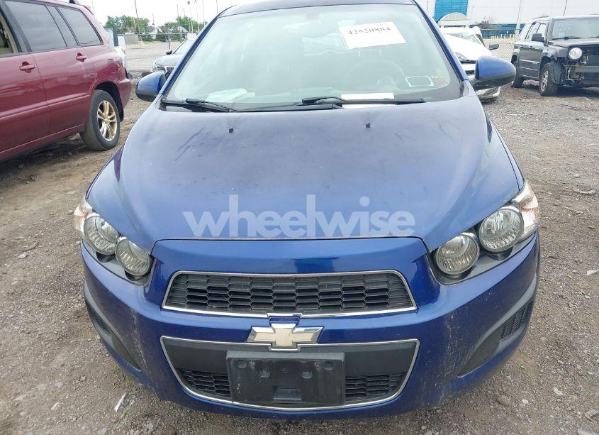 Photo 6 of 2014 Chevrolet Sonic LT AUTO (VIN 1G1JC6SG6E4130463)