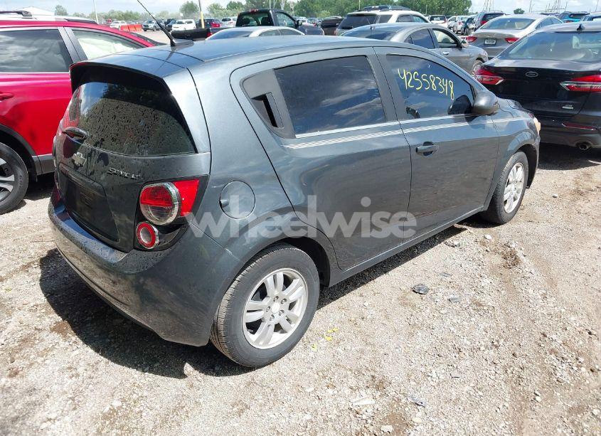 Photo 4 of 2013 Chevrolet Sonic LT AUTO (VIN 1G1JC6SG7D4190864)