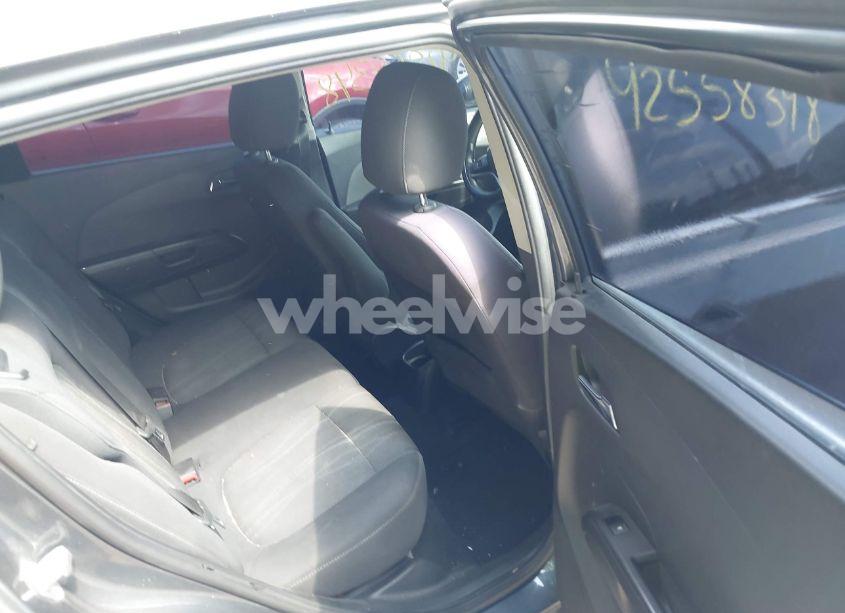 Photo 8 of 2013 Chevrolet Sonic LT AUTO (VIN 1G1JC6SG7D4190864)