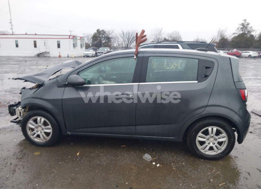 Photo 13 of 2016 Chevrolet Sonic LT AUTO (VIN 1G1JC6SG7G4144391)