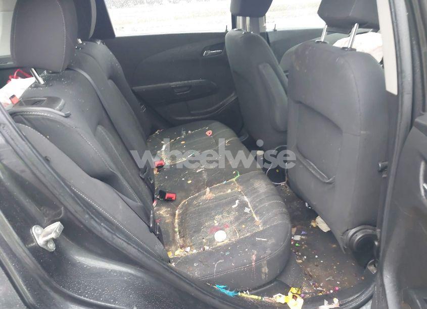 Photo 8 of 2016 Chevrolet Sonic LT AUTO (VIN 1G1JC6SG7G4144391)