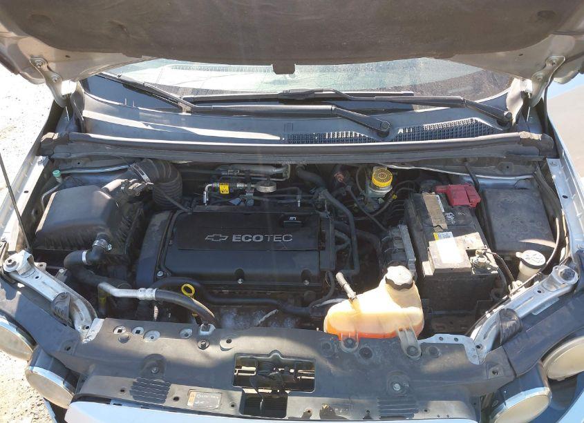 Photo 10 of 2014 Chevrolet Sonic LT AUTO (VIN 1G1JC6SG9E4201882)