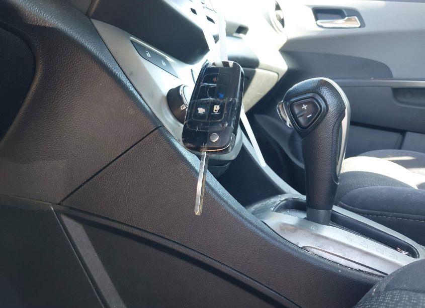 Photo 11 of 2014 Chevrolet Sonic LT AUTO (VIN 1G1JC6SG9E4201882)