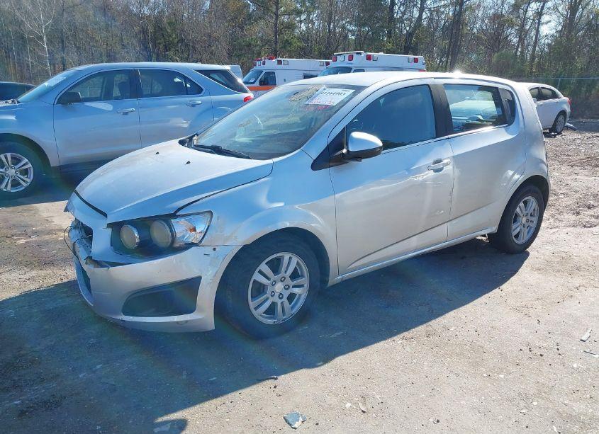 Photo 2 of 2014 Chevrolet Sonic LT AUTO (VIN 1G1JC6SG9E4201882)