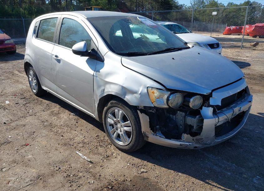 Photo 6 of 2014 Chevrolet Sonic LT AUTO (VIN 1G1JC6SG9E4201882)