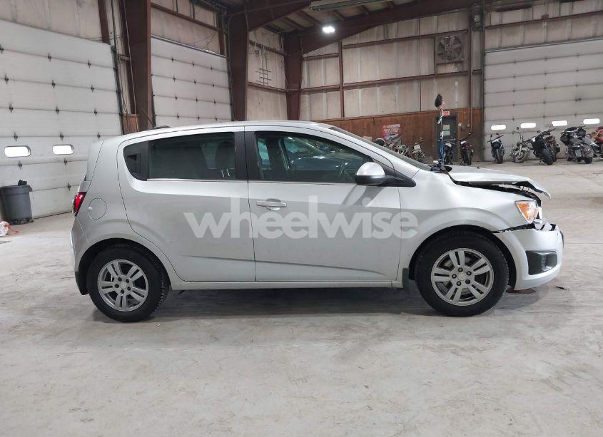 Photo 13 of 2016 Chevrolet Sonic LT AUTO (VIN 1G1JC6SG9G4151259)