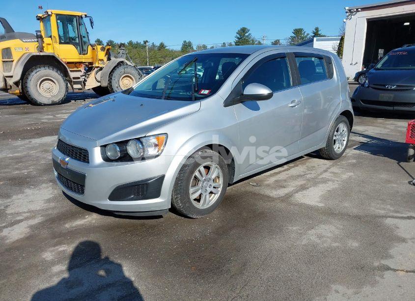 Photo 2 of 2013 Chevrolet Sonic LT AUTO (VIN 1G1JC6SGXD4218978)