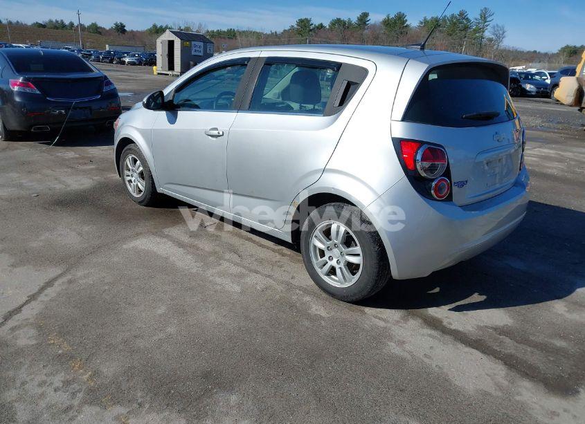 Photo 3 of 2013 Chevrolet Sonic LT AUTO (VIN 1G1JC6SGXD4218978)