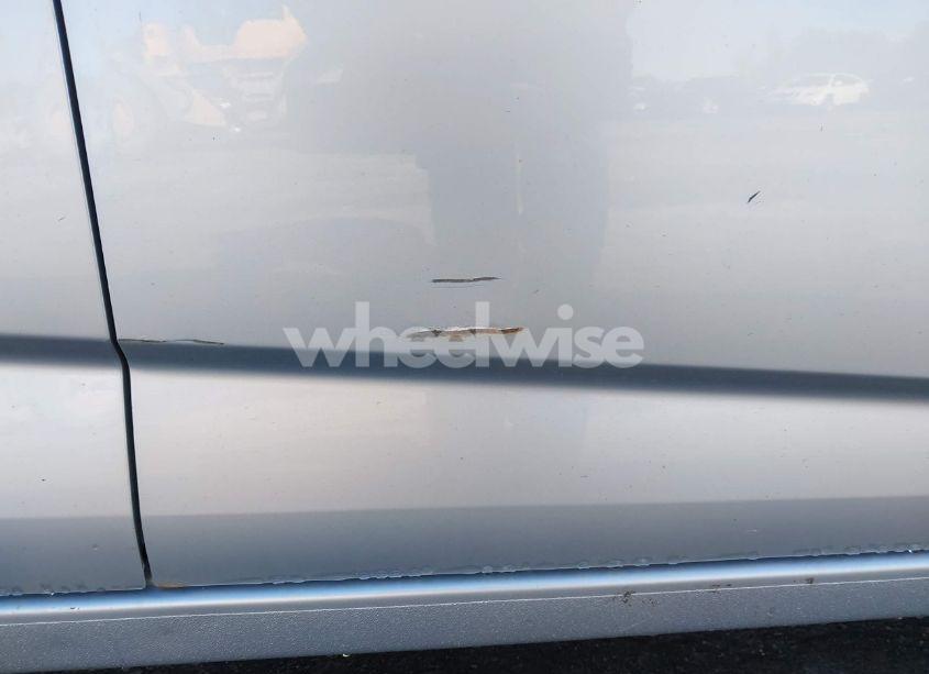 Photo 6 of 2013 Chevrolet Sonic LT AUTO (VIN 1G1JC6SGXD4218978)