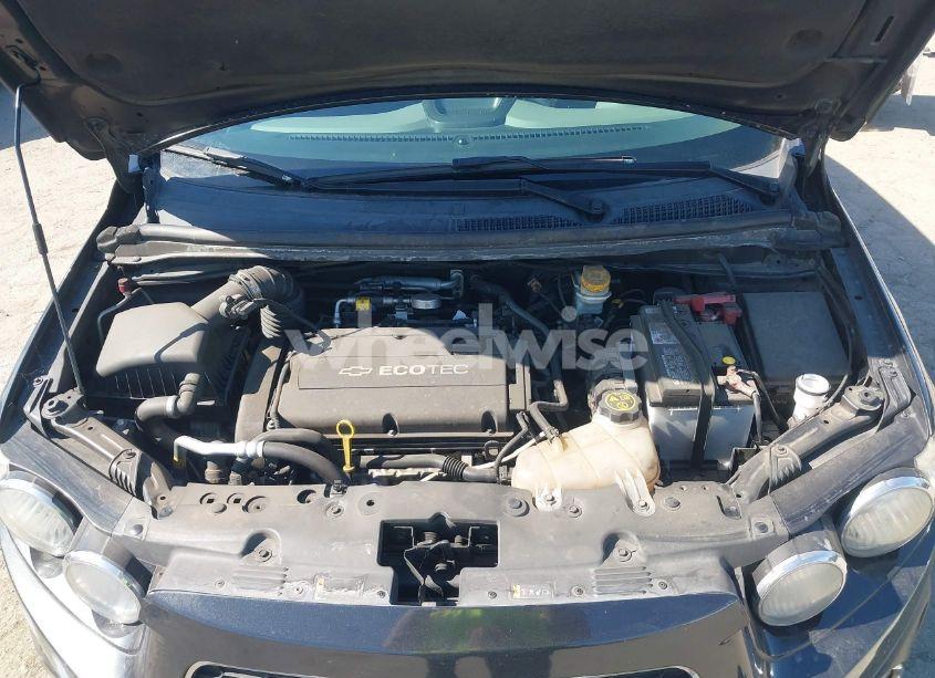 Photo 10 of 2014 Chevrolet Sonic LT AUTO (VIN 1G1JC6SGXE4166365)