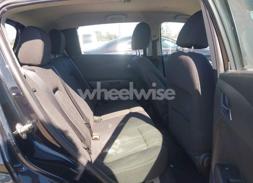 Photo 8 of 2014 Chevrolet Sonic LT AUTO (VIN 1G1JC6SGXE4166365)