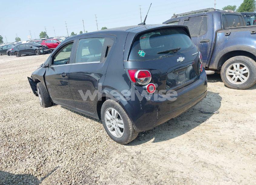 Photo 3 of 2014 Chevrolet Sonic LT AUTO (VIN 1G1JC6SGXE4212356)