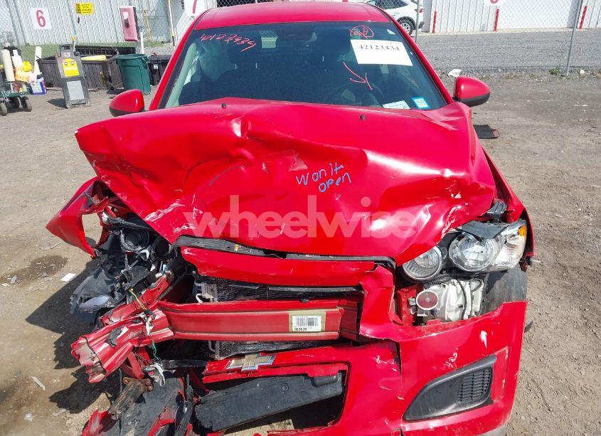 Photo 12 of 2012 Chevrolet Sonic 2LT (VIN 1G1JC6SH0C4182242)