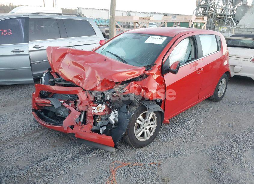 Photo 2 of 2012 Chevrolet Sonic 2LT (VIN 1G1JC6SH0C4225476)