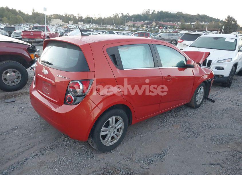 Photo 4 of 2012 Chevrolet Sonic 2LT (VIN 1G1JC6SH0C4225476)