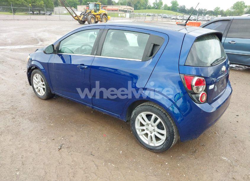 Photo 3 of 2013 Chevrolet Sonic LT (VIN 1G1JC6SH0D4196613)