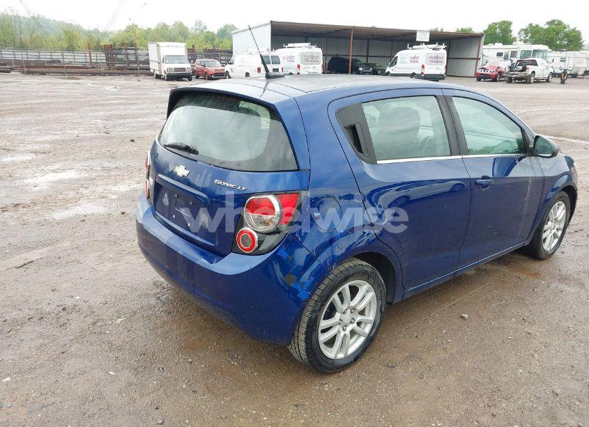 Photo 6 of 2013 Chevrolet Sonic LT (VIN 1G1JC6SH0D4196613)