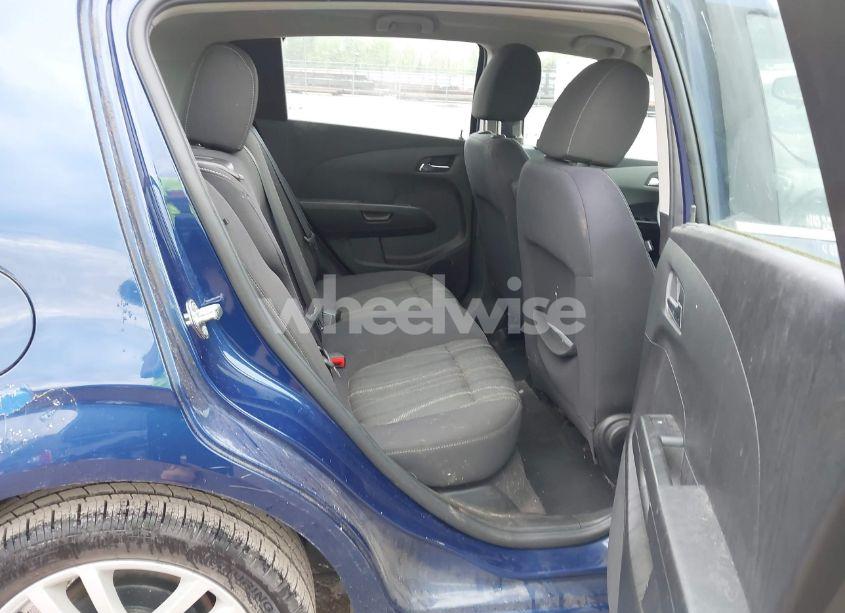 Photo 8 of 2013 Chevrolet Sonic LT (VIN 1G1JC6SH0D4196613)