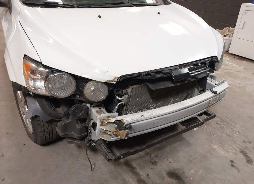 Photo 6 of 2016 Chevrolet Sonic LT AUTO (VIN 1G1JC6SH0G4160490)