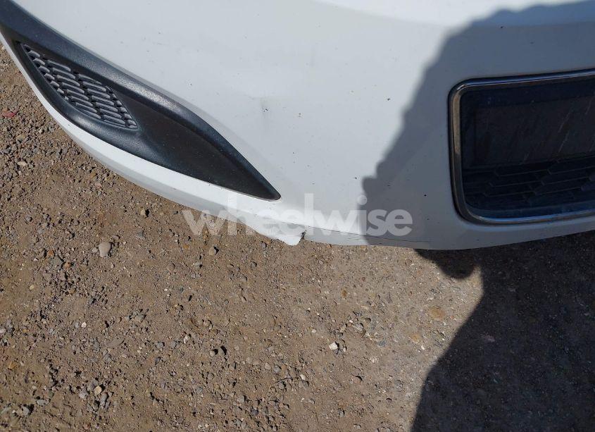 Photo 6 of 2016 Chevrolet Sonic LT AUTO (VIN 1G1JC6SH0G4161204)