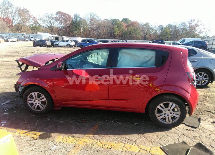 Photo 14 of 2016 Chevrolet Sonic LT AUTO (VIN 1G1JC6SH0G4165186)