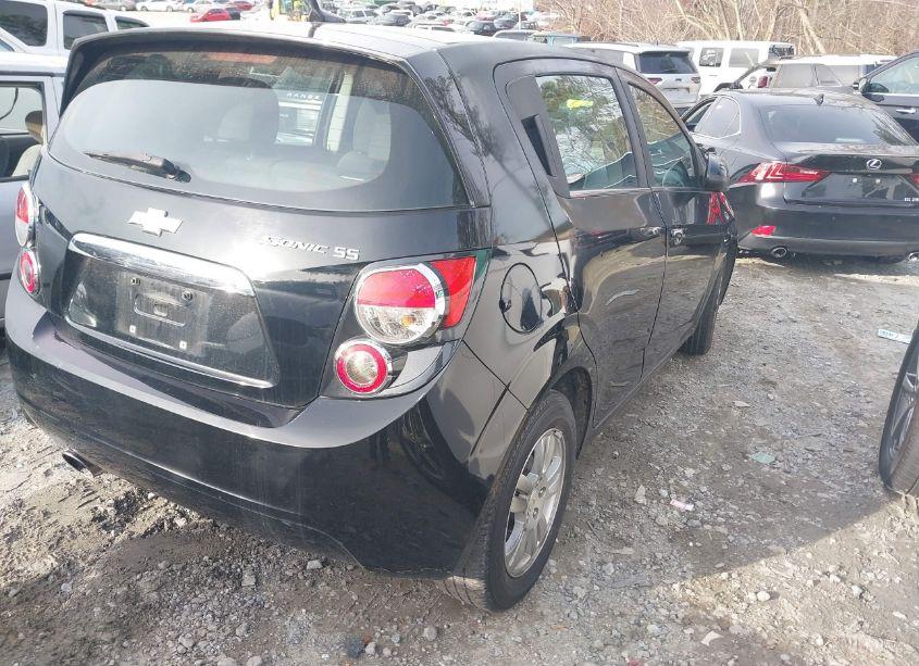 Photo 4 of 2012 Chevrolet Sonic 2LT (VIN 1G1JC6SH1C4104729)