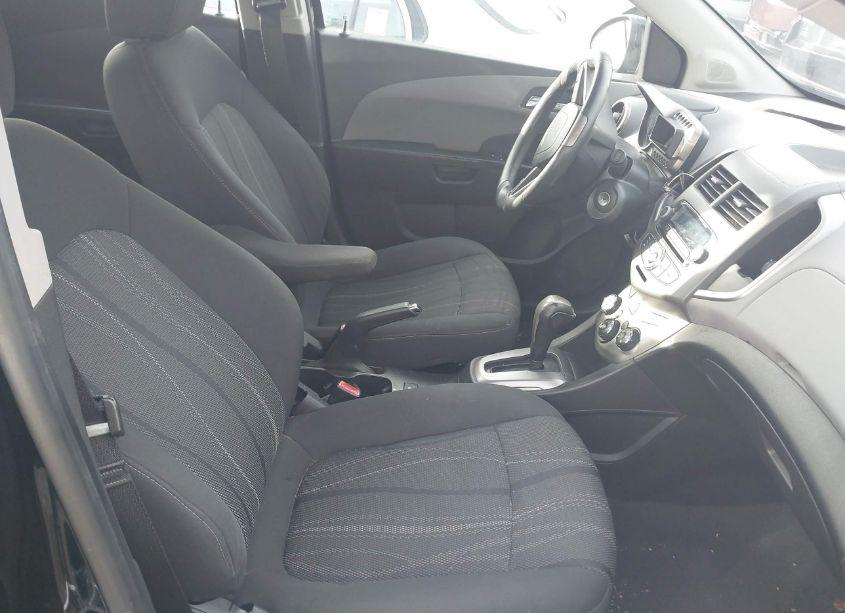 Photo 5 of 2012 Chevrolet Sonic 2LT (VIN 1G1JC6SH1C4104729)