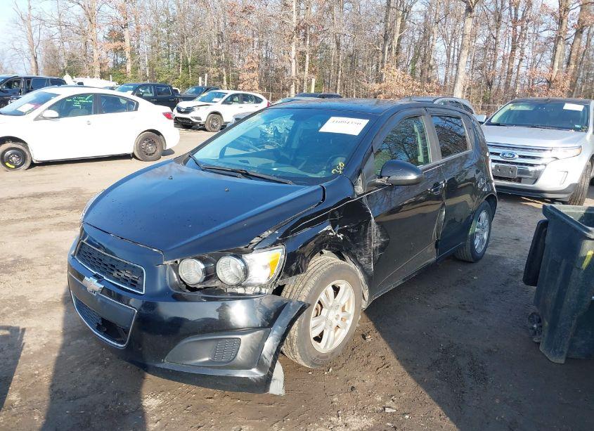 Photo 2 of 2012 Chevrolet Sonic 2LT (VIN 1G1JC6SH1C4115875)