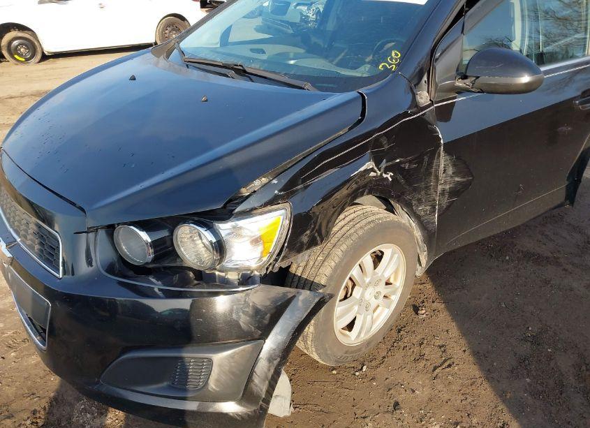 Photo 6 of 2012 Chevrolet Sonic 2LT (VIN 1G1JC6SH1C4115875)