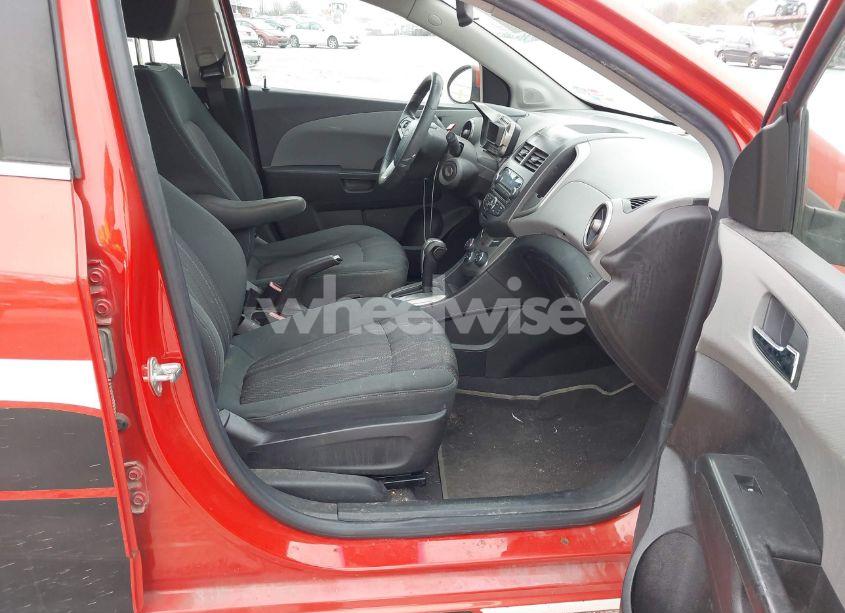 Photo 5 of 2012 Chevrolet Sonic 2LT (VIN 1G1JC6SH1C4118307)