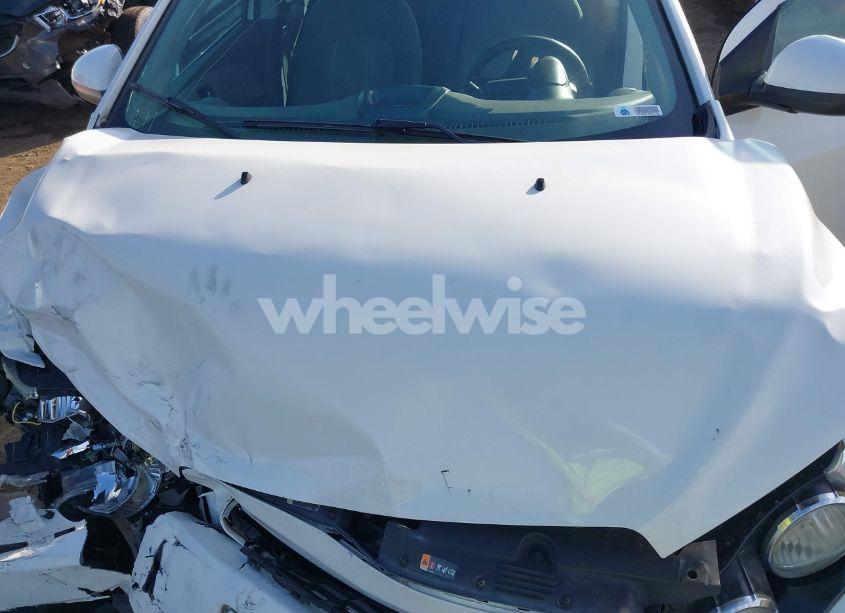 Photo 10 of 2012 Chevrolet Sonic 2LT (VIN 1G1JC6SH1C4139092)