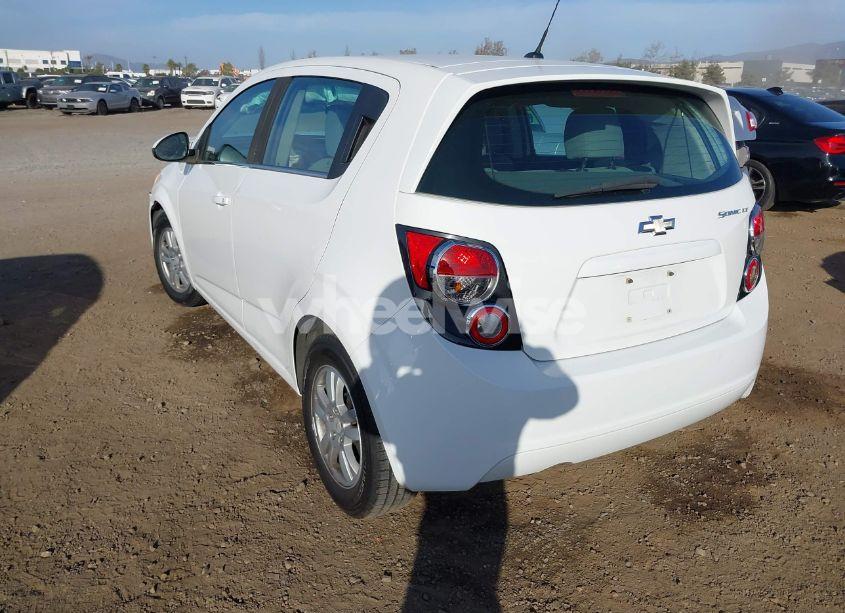 Photo 3 of 2012 Chevrolet Sonic 2LT (VIN 1G1JC6SH1C4139092)