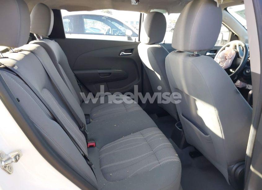 Photo 8 of 2012 Chevrolet Sonic 2LT (VIN 1G1JC6SH1C4139092)