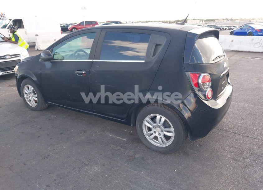 Photo 3 of 2012 Chevrolet Sonic 2LT (VIN 1G1JC6SH1C4167782)