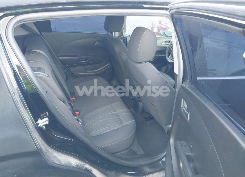 Photo 8 of 2012 Chevrolet Sonic 2LT (VIN 1G1JC6SH1C4167782)