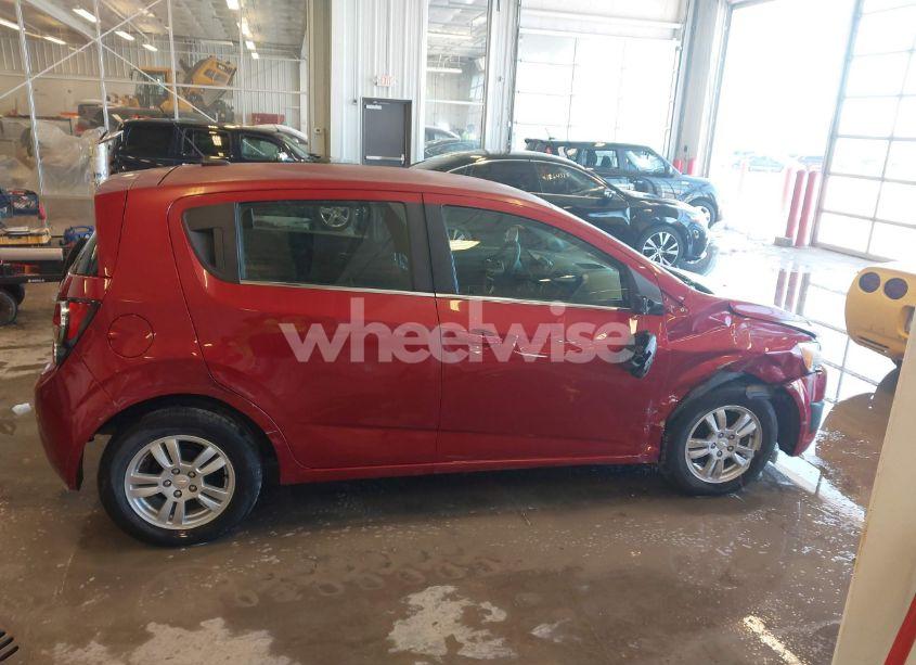 Photo 13 of 2013 Chevrolet Sonic LT AUTO (VIN 1G1JC6SH1D4101525)