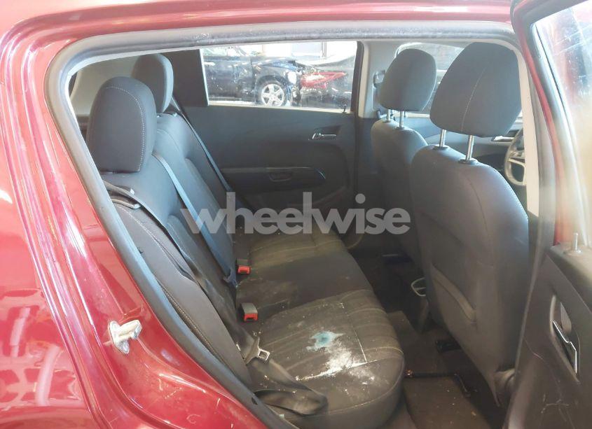 Photo 8 of 2013 Chevrolet Sonic LT AUTO (VIN 1G1JC6SH1D4101525)