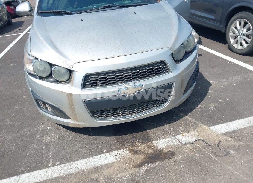 Photo 6 of 2014 Chevrolet Sonic LT AUTO (VIN 1G1JC6SH1E4100084)