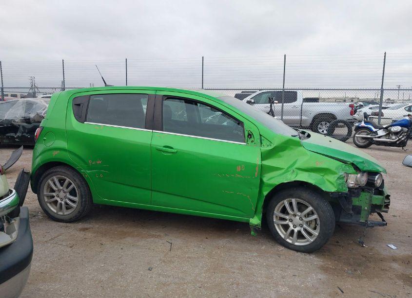 Photo 14 of 2014 Chevrolet Sonic LT AUTO (VIN 1G1JC6SH1E4219527)