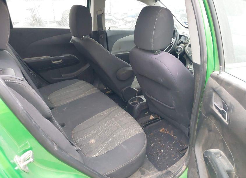 Photo 8 of 2014 Chevrolet Sonic LT AUTO (VIN 1G1JC6SH1E4219527)