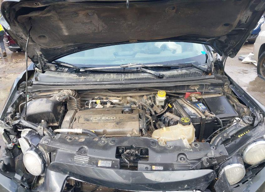 Photo 10 of 2015 Chevrolet Sonic LT AUTO (VIN 1G1JC6SH1F4110101)