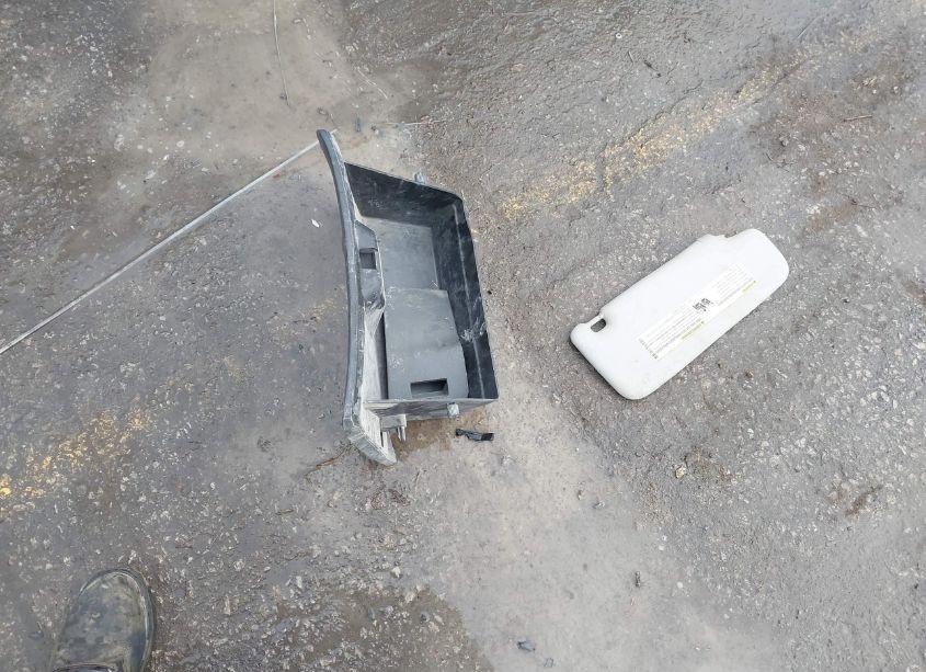 Photo 12 of 2015 Chevrolet Sonic LT AUTO (VIN 1G1JC6SH1F4110101)