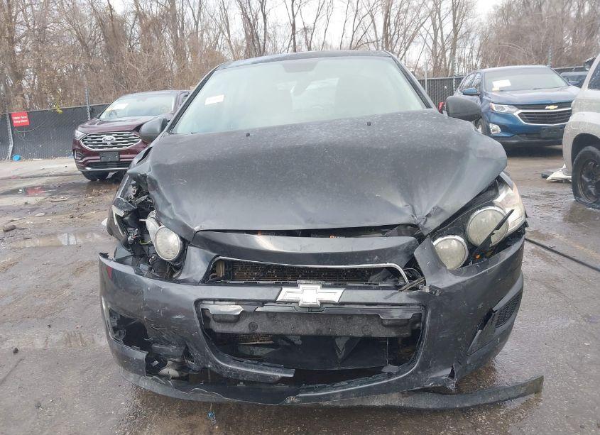 Photo 6 of 2015 Chevrolet Sonic LT AUTO (VIN 1G1JC6SH1F4110101)