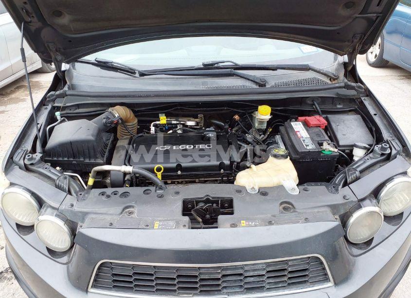 Photo 10 of 2015 Chevrolet Sonic LT AUTO (VIN 1G1JC6SH1F4198955)