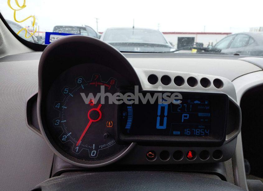 Photo 7 of 2015 Chevrolet Sonic LT AUTO (VIN 1G1JC6SH1F4198955)