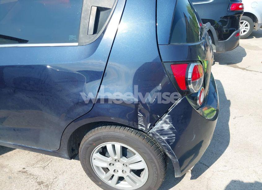 Photo 6 of 2016 Chevrolet Sonic LT AUTO (VIN 1G1JC6SH1G4121018)