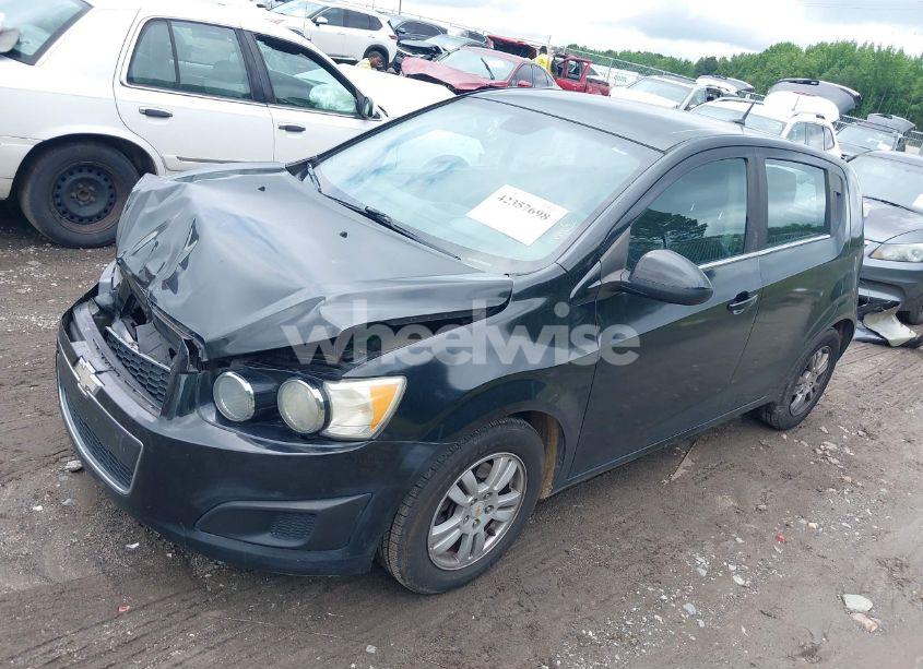 Photo 2 of 2012 Chevrolet Sonic 2LT (VIN 1G1JC6SH2C4167936)