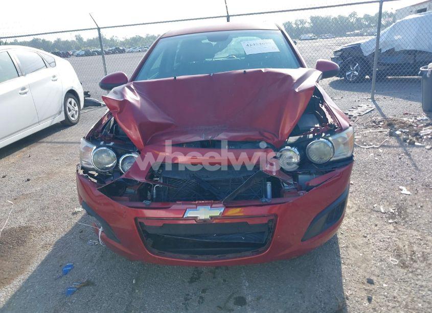 Photo 6 of 2013 Chevrolet Sonic LT AUTO (VIN 1G1JC6SH2D4127597)