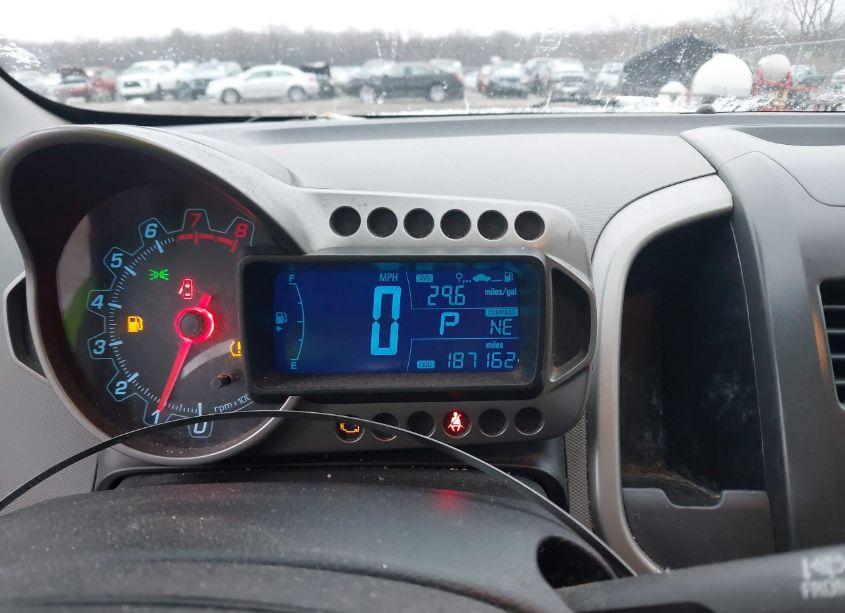 Photo 7 of 2013 Chevrolet Sonic LT AUTO (VIN 1G1JC6SH2D4237386)